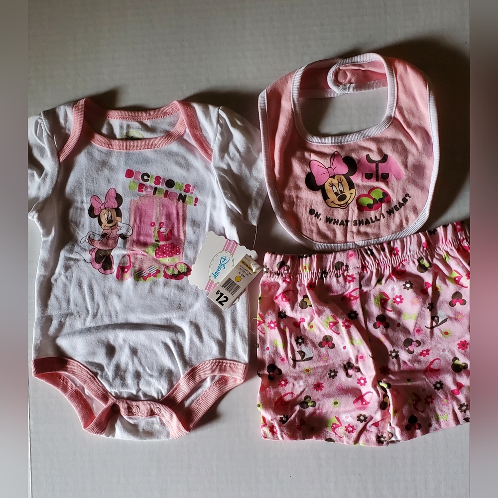 Disney Minnie Mouse Baby Girl's 3 Pc Knit Outfit*Bodysuit, Shorts, And Bibs**NWT